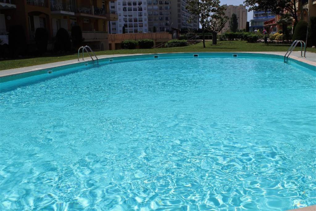 Casita Con Jardin, Bbq, Wifi, Centro Y Playa Villa Empuriabrava Exterior photo